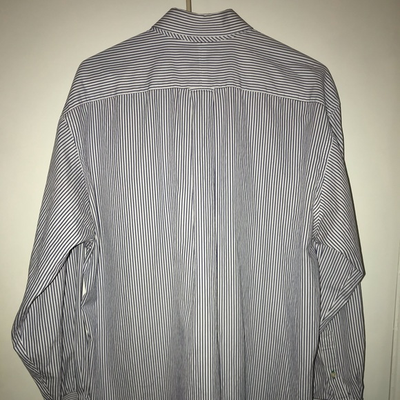 Men’s Tommy Hilfiger Button Down Dress Shirt - Picture 2 of 3